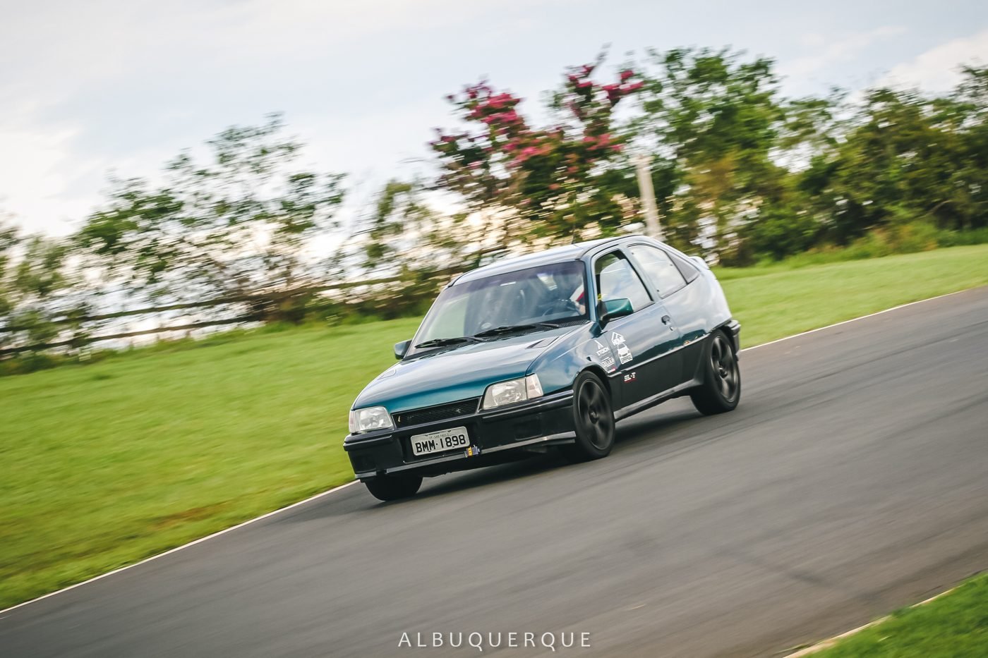 Kadett em ação